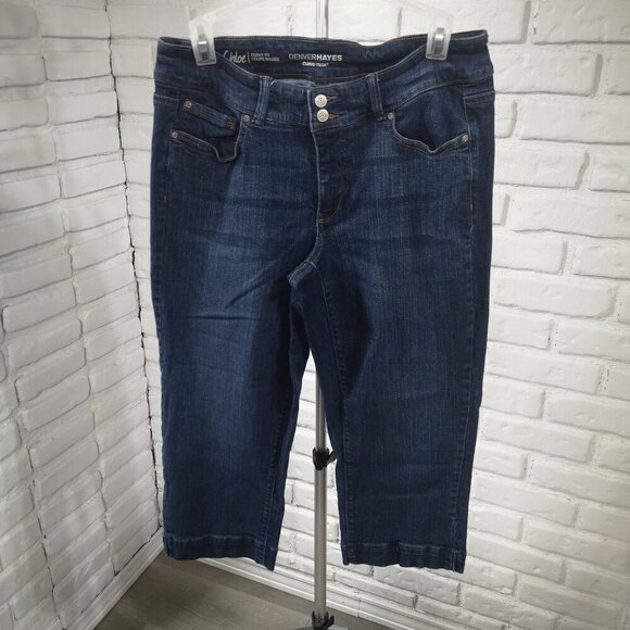 Denver Hayes Curve Tech Ladies Size 12 Chloe Curvy Fit Medium Wash Capri's - Picture 1 of 12